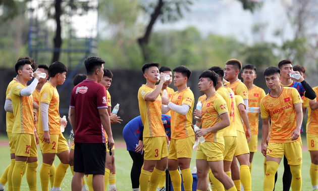 Erstes Training der vietnamesischen U22-Fußballmannschaft in Kambodscha