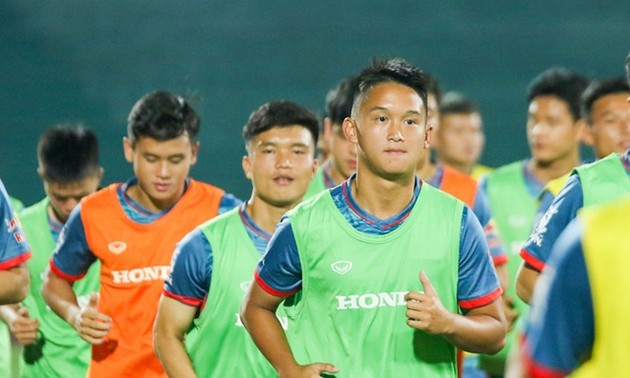 Liste von 23 Spielern der Fußballmannschaft Vietnams veröffentlichen