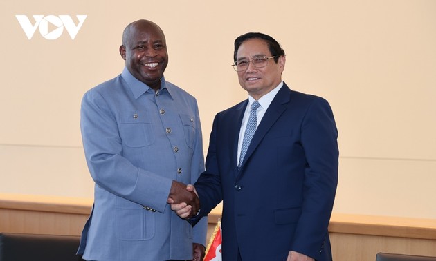 Premierminister Pham Minh Chinh trifft den burundischen Präsidenten Ndayishimiye