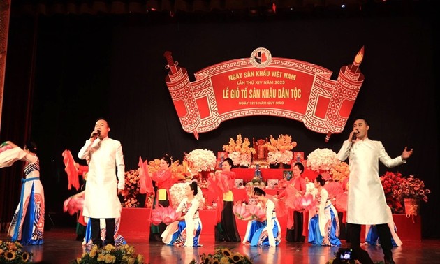 Vietnamesische Künstler feiern den Tag der vietnamesischen Bühnenkunst 2023