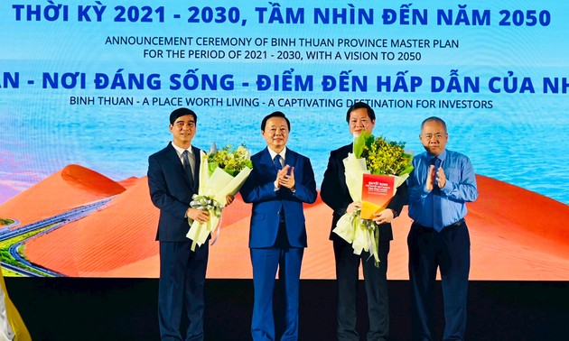 Vizepremierminister Tran Hong Ha nimmt an Feier zur Veröffentlichung der Planung der Provinz Binh Thuan teil