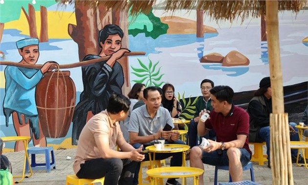 Jahrestag der Befreiung Dak Laks: Mehr als 400 Cafés bieten kostenlose Kaffee an