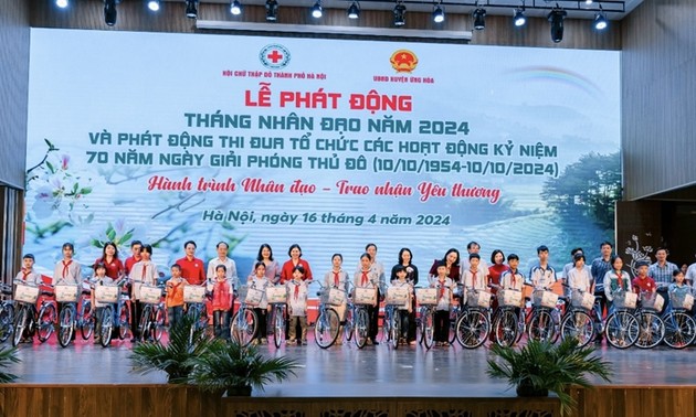 Rotes Kreuz der Stadt Hanoi startet den Monat der Menschlichkeit 2024