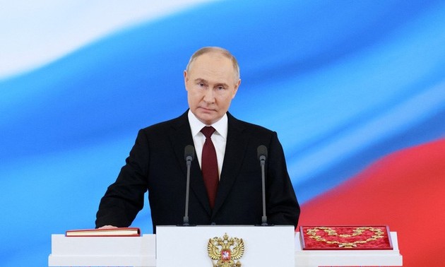 Russlands Präsident Wladimir Putin für fünfte Amtszeit vereidigt 