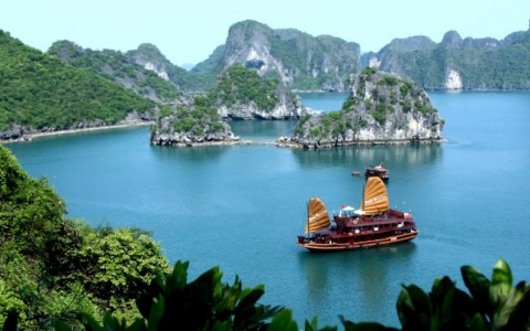 Ha Long Bay in CNN's list of 25 most beautiful places worldwide