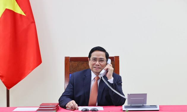 Singapore affirms high priority for relations with Vietnam