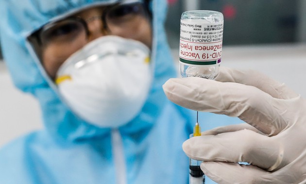 Vietnam allows mixing AstraZeneca, Pfizer vaccine shots