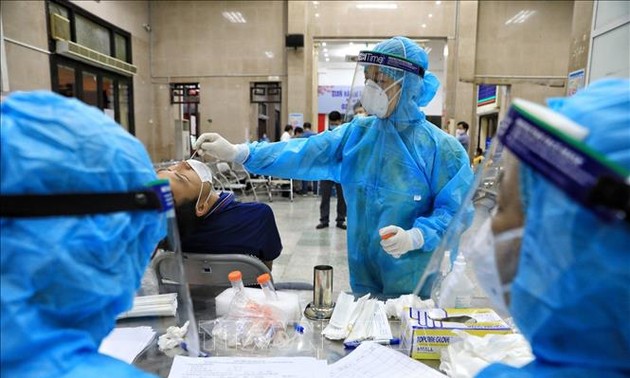 Vietnam records 4,795 new COVID-19 infections Tuesday  ​