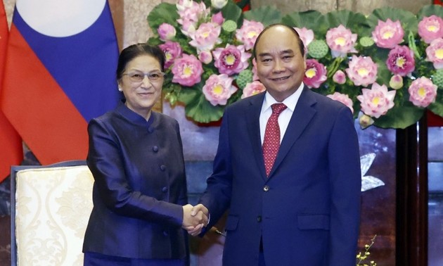 Vietnamese leaders receive Lao Vice President