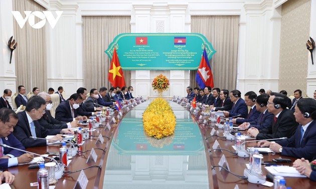 Vietnam, Cambodia renew resolve to solidify good neighborliness  