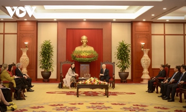New Zealand PM meets Vietnamese leaders