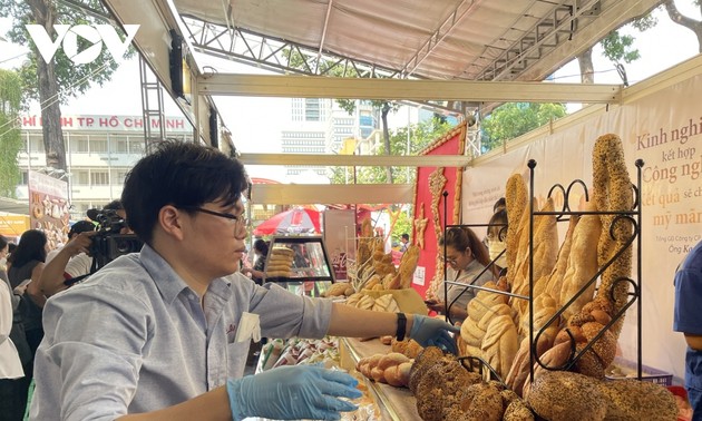 First-ever baguette festival opens in HCM city
