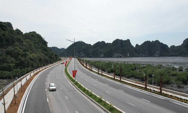 Ha Long-Cam Pha coastal road inaugurated