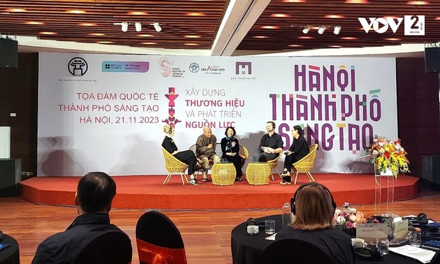 Hanoi, UK cities share experience in creative city branding
