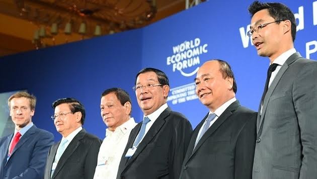 นายกฯเหงวียนซวนฟุกกล่าวปราศรัยในนัดเปิดประชุม WEF-ASEAN 2017