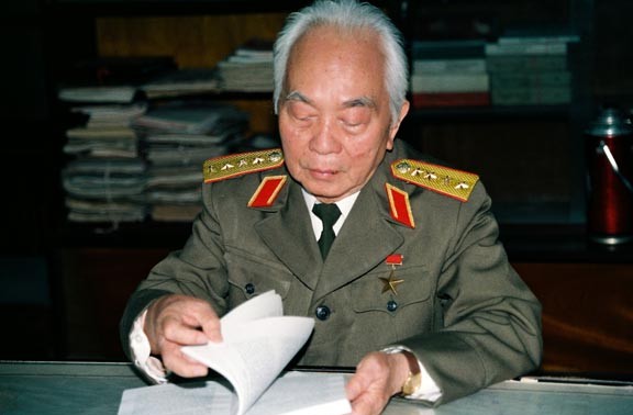 พลเอก หวอเงวียนย้าป – นักการทหารที่ปรีชาสามารถในประวัติศาสตร์การทหารเวียดนาม