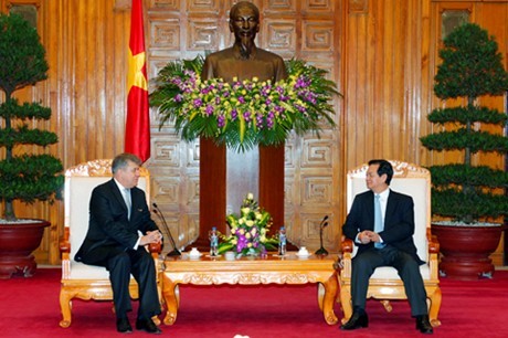 Vietnam hopes to deepen relations with Russia