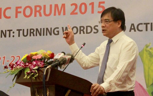 Vietnam focuses on reform and economic restructuring