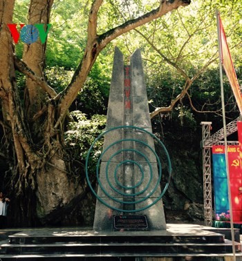 VOV’s stele inaugurated at Tram cave on the outskirts of Hanoi