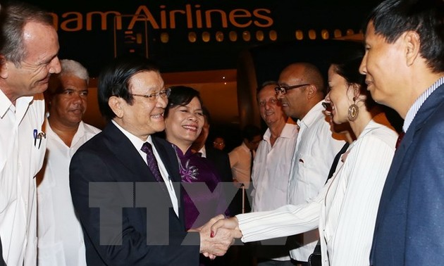 President Truong Tan Sang visits Cuba
