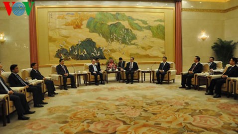 Vietnam’s top legislator meets with CPPCC leader