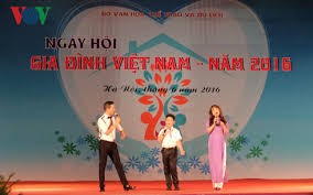 建设富足、平等与幸福的越南家庭