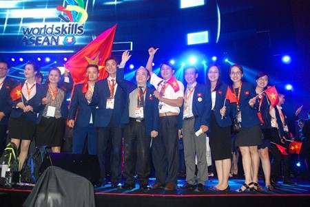 越南代表团参加马来西亚第11届东盟职业技能大赛