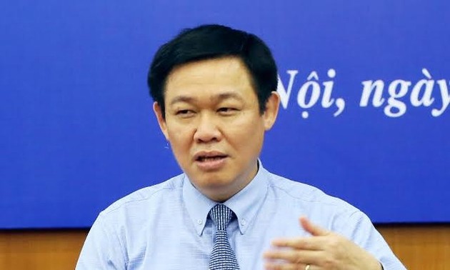 越南政府副总理王庭惠主持会议评估控制通胀结果