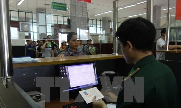  从今年2月1日起越南对外国人入境试行签发电子签证