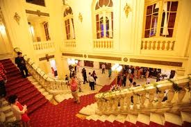 河内大剧院即将开门迎接游客