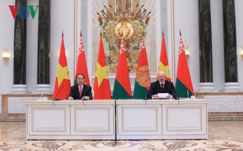  Presiden Vietnam, Tran Dai Quang mengakhiri dengan baik kunjungan resmi di Republik Belarus