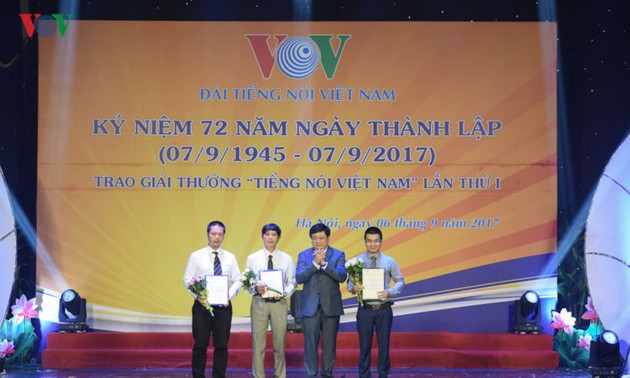  越南之声广播电台举行建台72周年庆祝活动