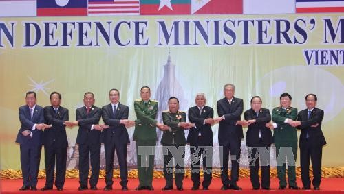 越南高级军事代表团出席东盟防长会议