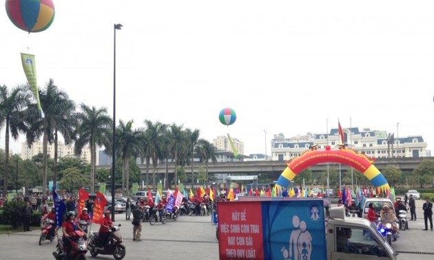 越南国家人口行动月和人口日启动仪式