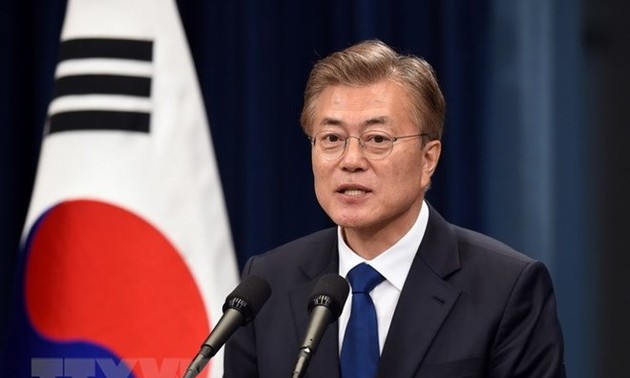  韩国总统文在寅希望把韩越战略合作伙伴关系提升至新水平