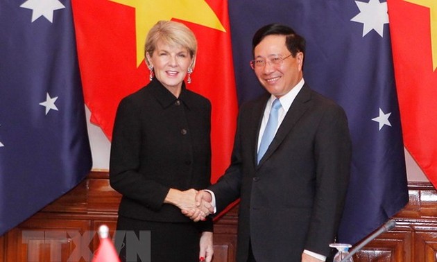 越南和澳大利亚第一次外长级会议在河内开幕