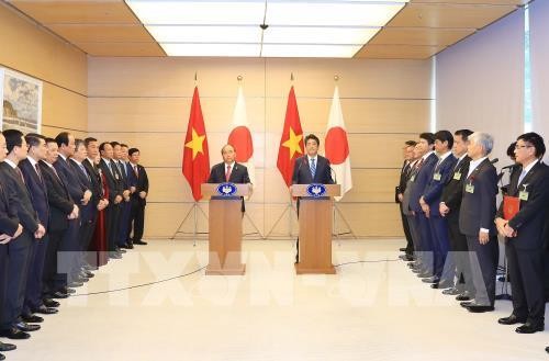 日本媒体刊发越南政府总理阮春福访日的消息
