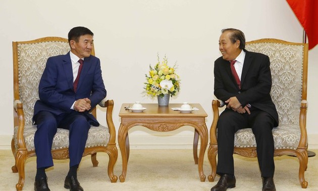 越南重视与蒙古国的合作关系