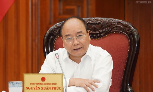 越南政府常务委员会就重点经济区发展召开会议