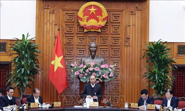 越南政府例行会议讨论Covid -19防控规定