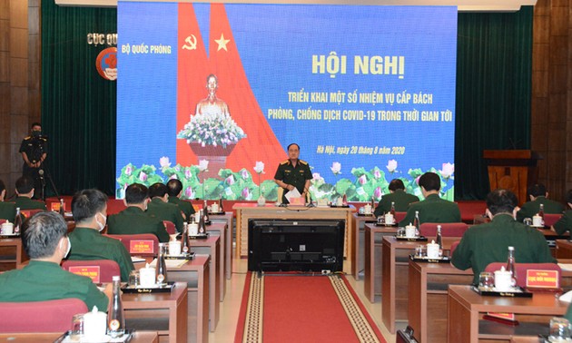 越南国防部就新冠肺炎防控工作召开会议