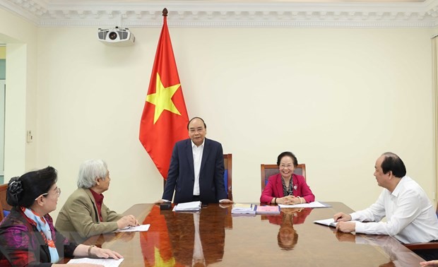 越南政府总理：推广全国典型学习模式