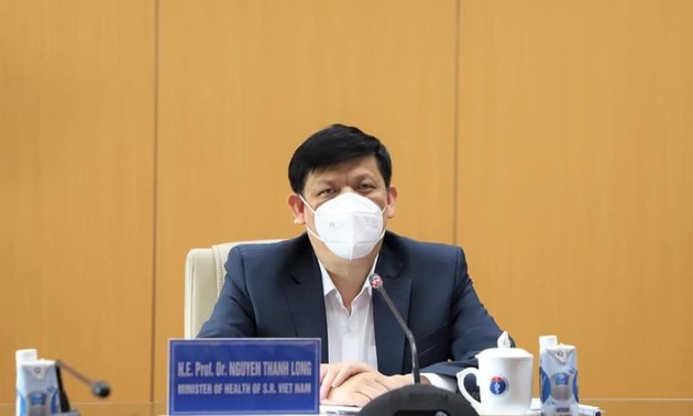 越南和中国卫生部门领导人交流防疫经验