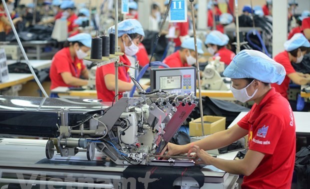 汇丰银行上调越南2022年国内生产总值增​​长预测至6.9%