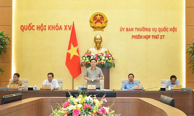 越南国会常务委员会第27次会议：为第六次会议的多项重要内容做准备