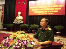 Laos verleiht Orden an Leitung des Verteidigungsministeriums Vietnams