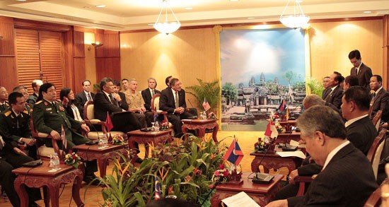 Zusammenhalt der ASEAN-Staaten für Harmonie und Sicherheit in der Region