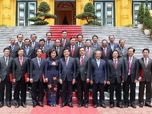 Staatspräsident ernennt vietnamesische Botschafter und Konsuln