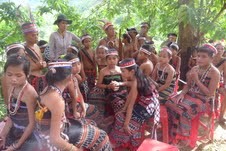 Die Co Tu bewahren ihre traditionelle Kultur