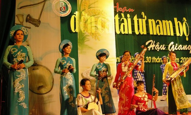 Don Ca Tai Tu – Die Strömung der vietnamesischen Musik geehrt